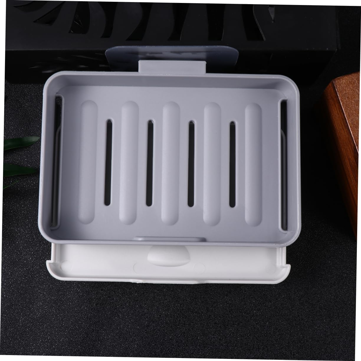 Beatifufu Wall-Mounted Soap Dish Draining Holder Sturdy Dark Grey