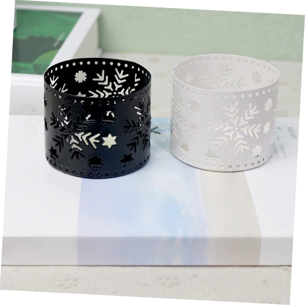 Retro Style Iron Hollow Christmas Candle Holder Snowflake Decor