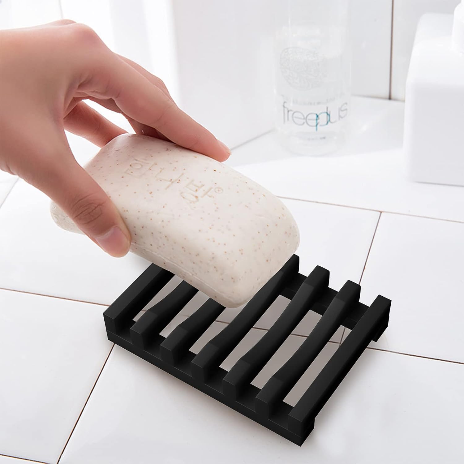 ALIMOTA Soap Tray Case Holder 2 Pcs Silicone Drainer for Bath