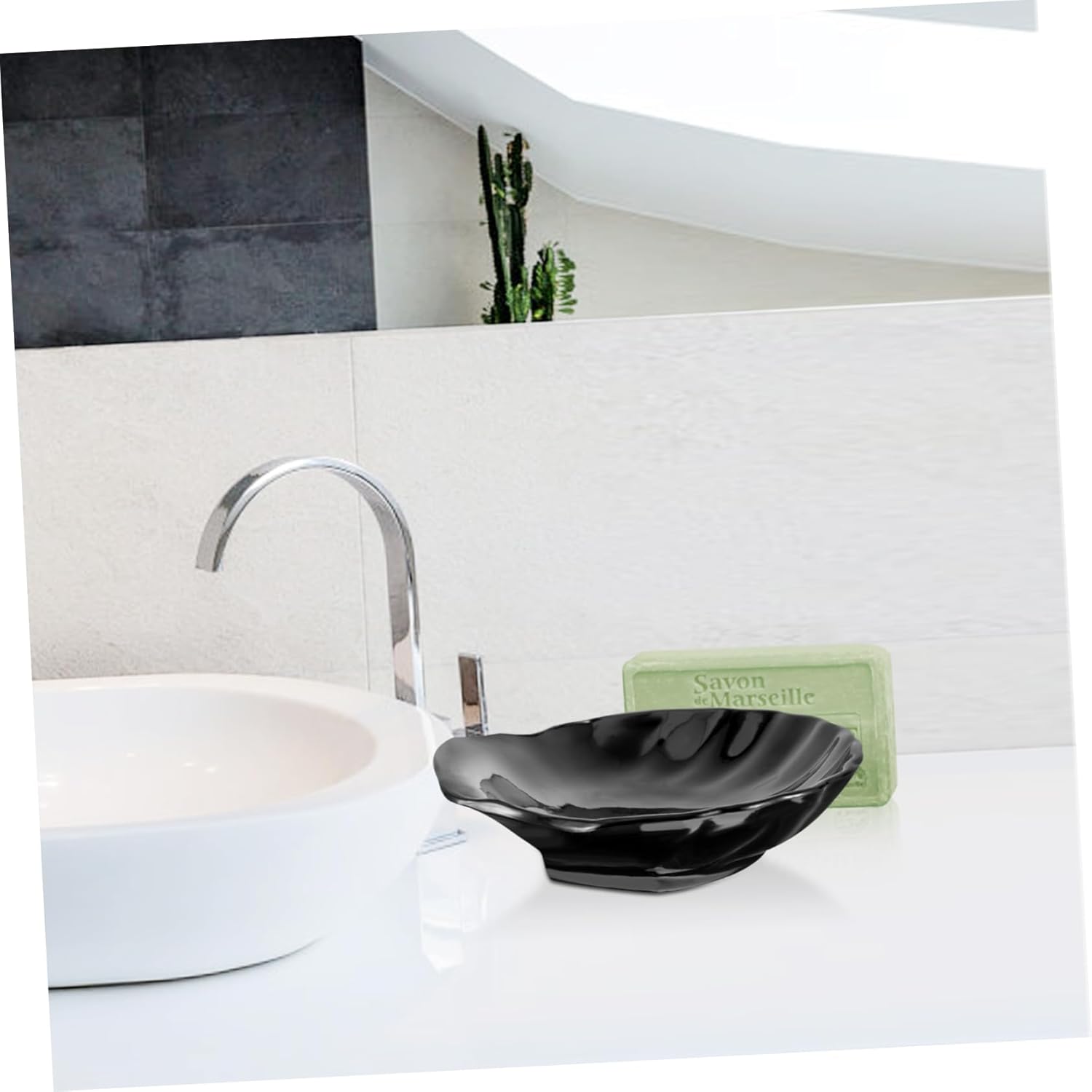 HOLIDYOYO Seashell Soap Dish Black Acrylic Bar Soap Holder