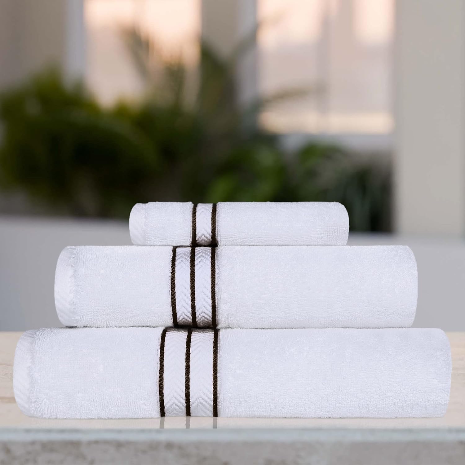Superior Turkish Cotton Ultra-Plush 3-Piece Towel Set - Chocolate 1