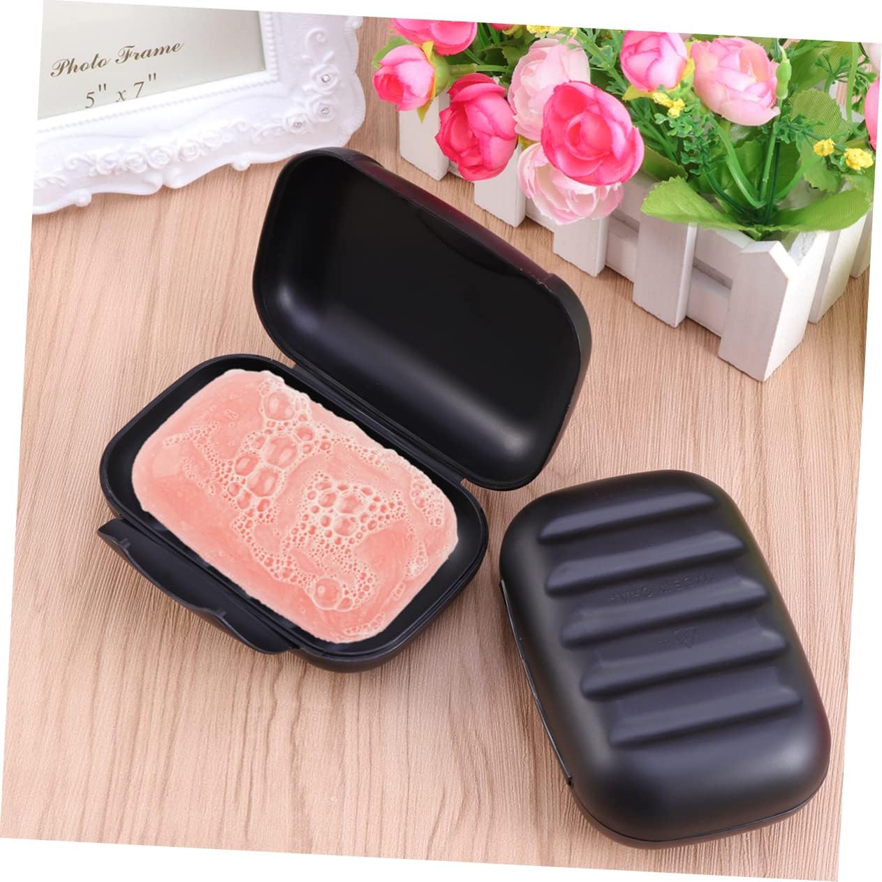 Cabilock Portable Soap Dish with Lock for Travel Hiking Camping Black