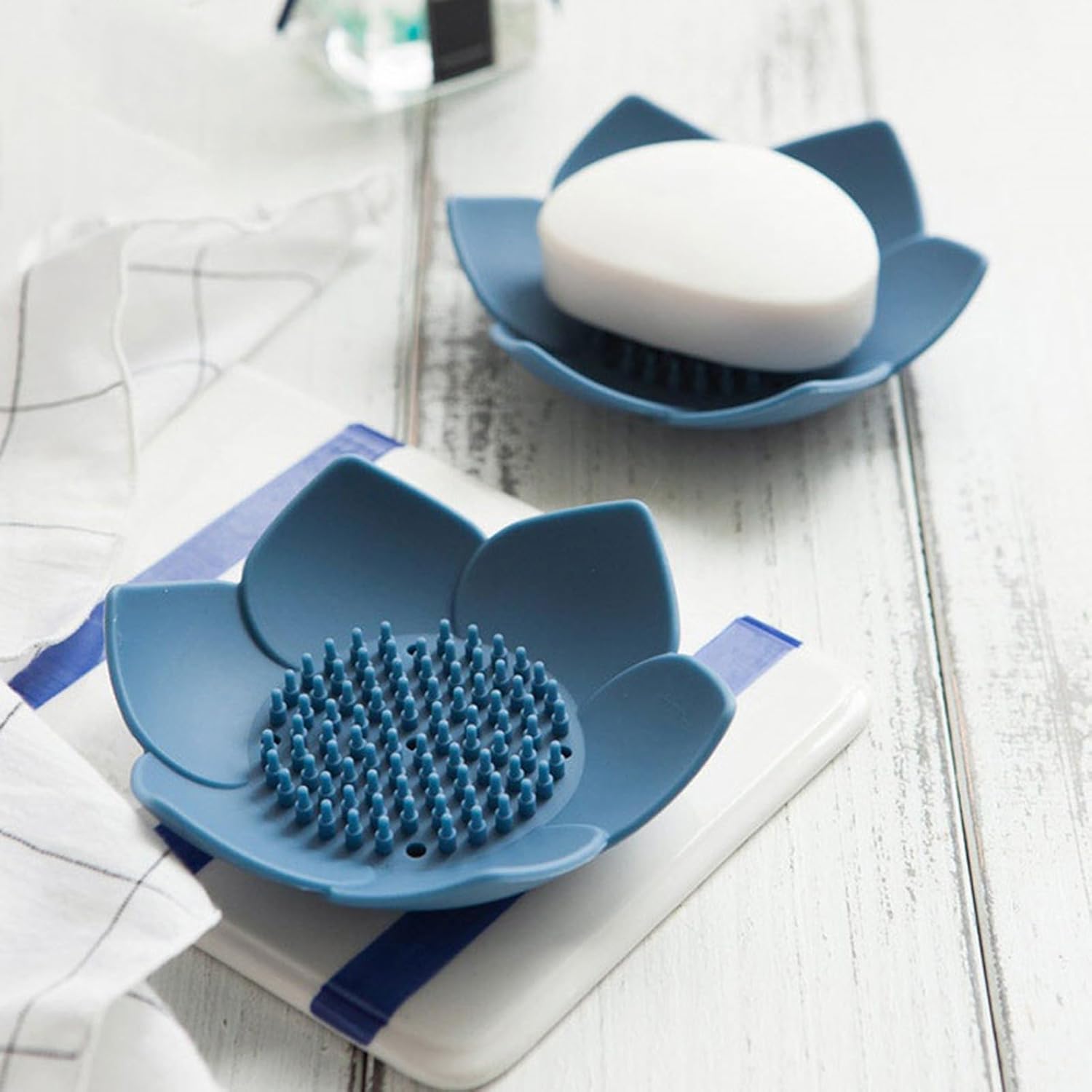 Curfair Silicone Soap Dish with Anti-Slip Base
