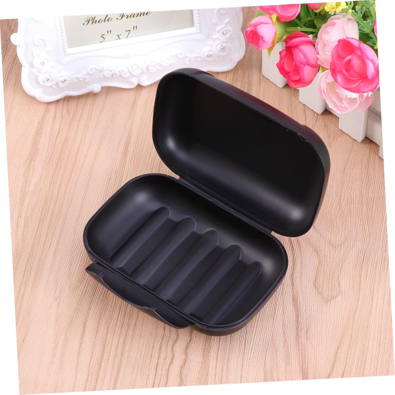 HEALEEP Leakproof Travel Soap Holder with Lock - Compact and Lightweight