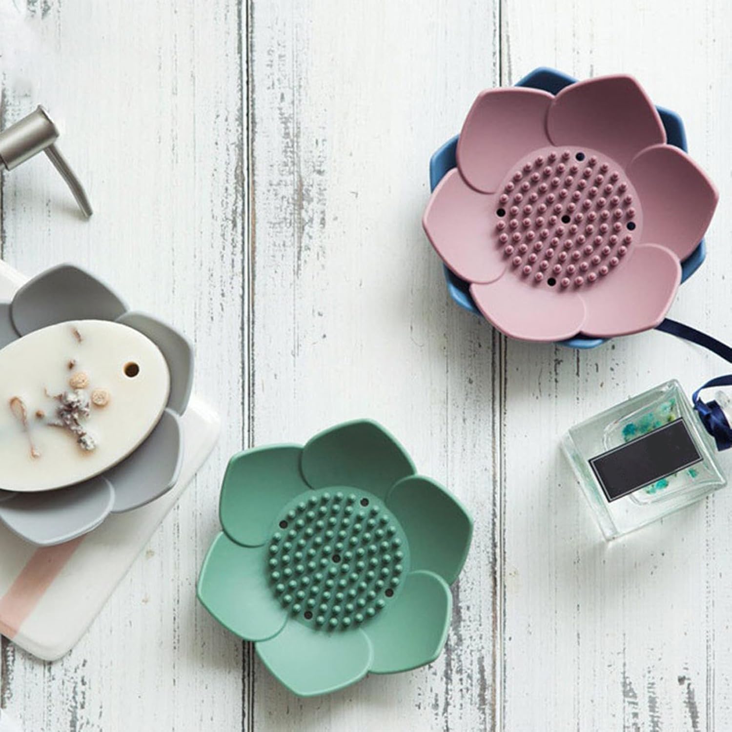 Curfair Silicone Soap Dish with Anti-Slip Base