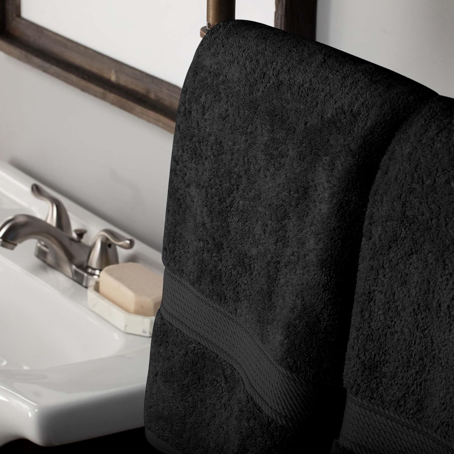 Superior Egyptian Cotton 10-Piece Towel Set - Black