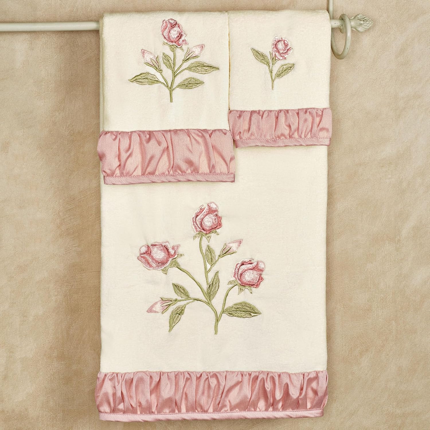 Touch of Class Blush Rose Bath Towel Set