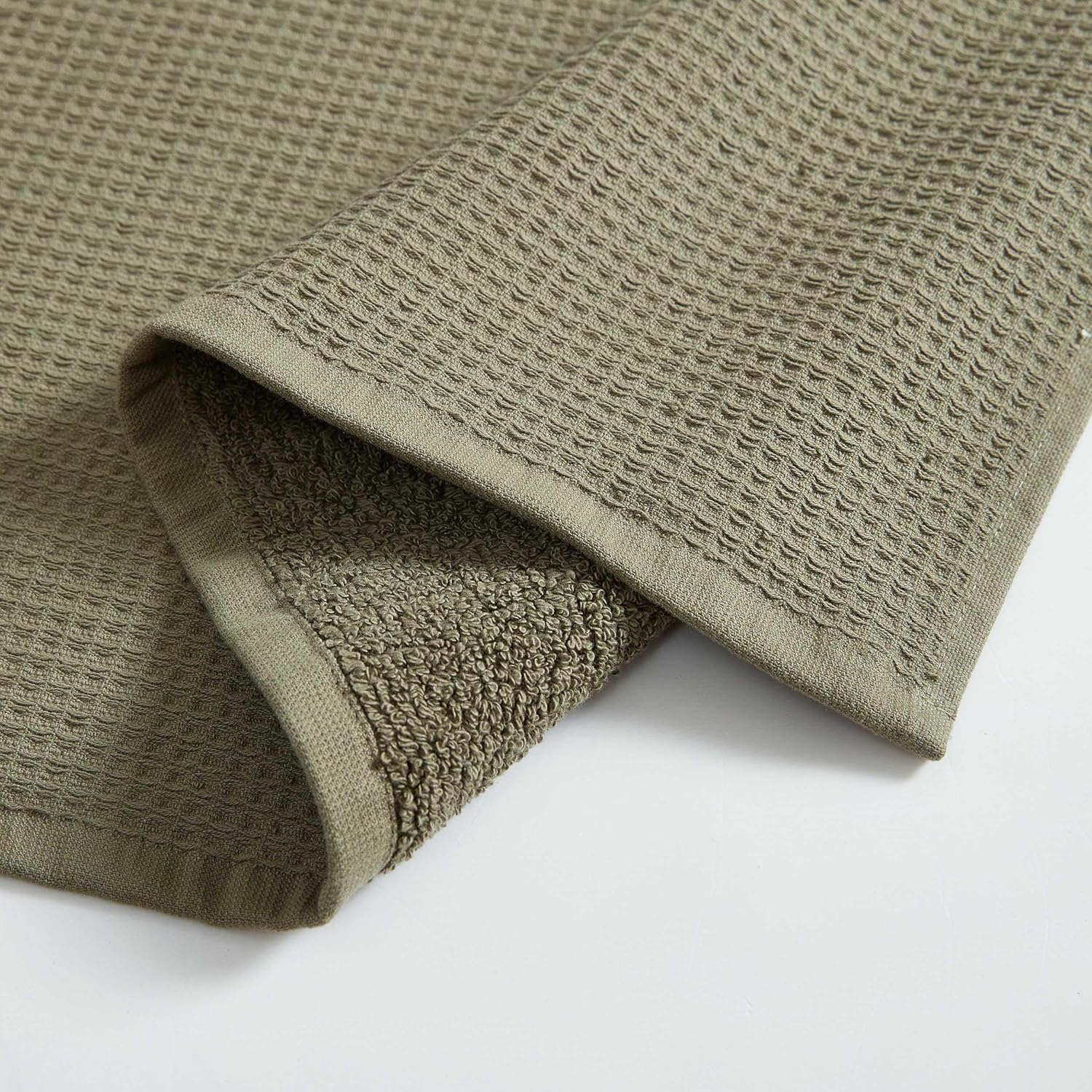 Calvin Klein Bath Towels - 3-Piece Set Dusty Green